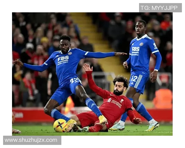 法甲赛场上演悬念大战,全场对决呈现精彩纷呈 法甲赛场上演悬念大战,全场对决呈现精彩纷呈