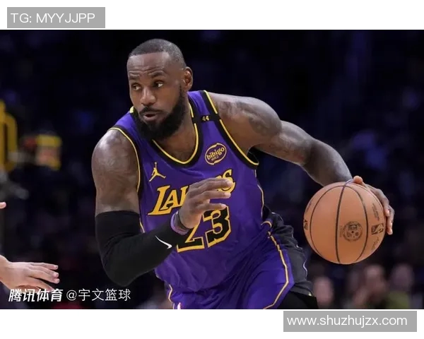 湖人队遭遇老鹰逆转，詹姆斯无奈表情引发热议